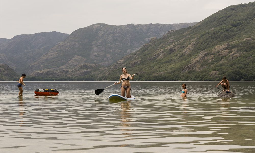 Paddle Surf en el lago de Sanabria